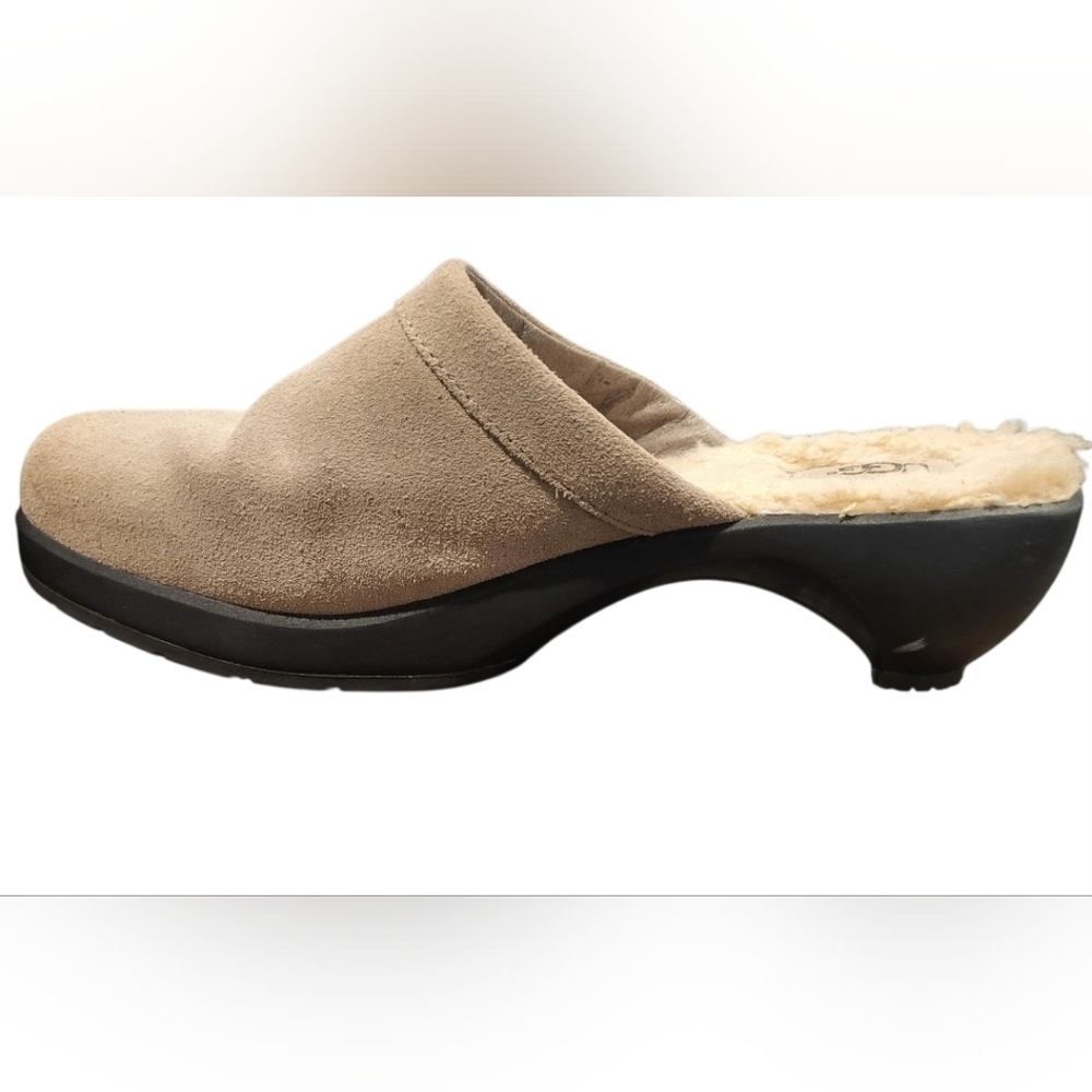 UGG Australia Beige Suede Shearling Lined Heeled Clogs Mules Leaf Design Size 10 - Picture 2 of 7